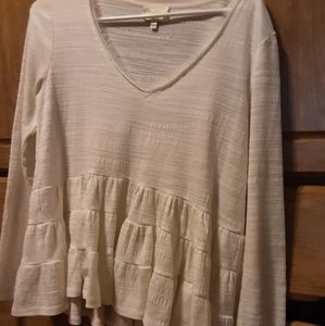 Flowy long sleeve